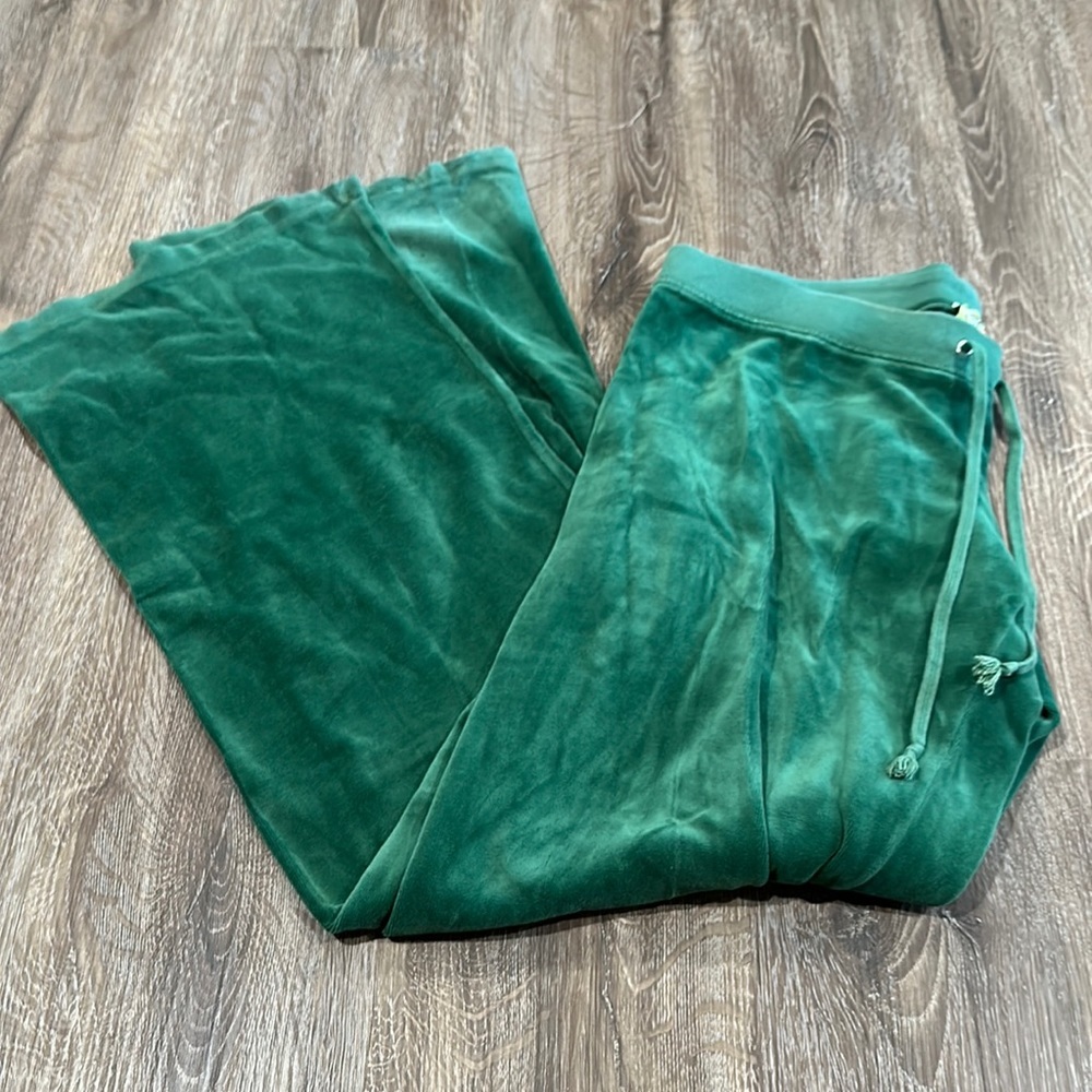 JUICY Couture Women’s Velvet Joggers - Size Large